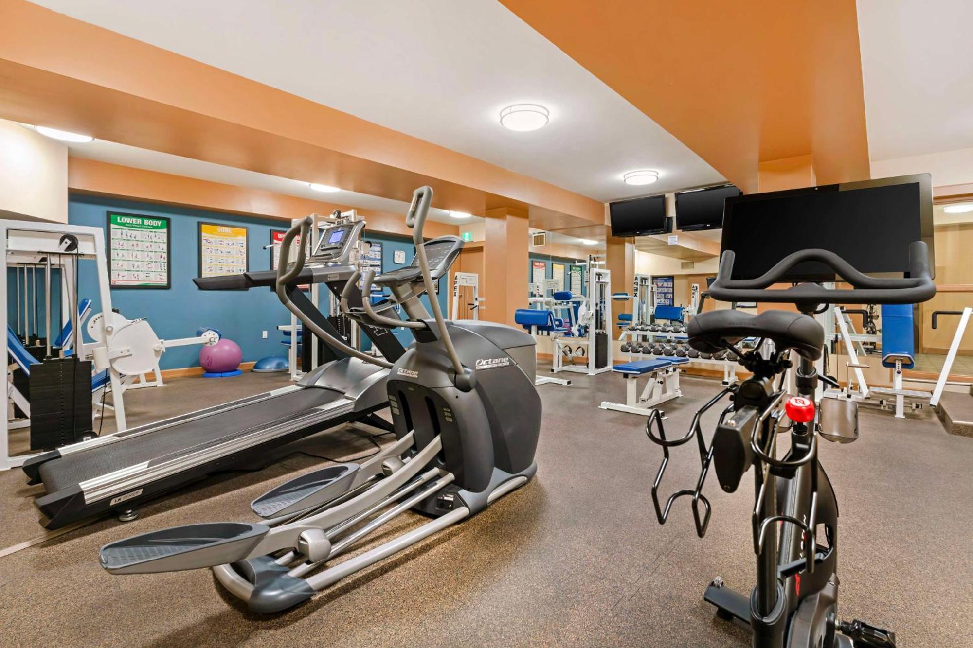 Best Western Plus Barclay Hotel Port Alberni Exterior photo