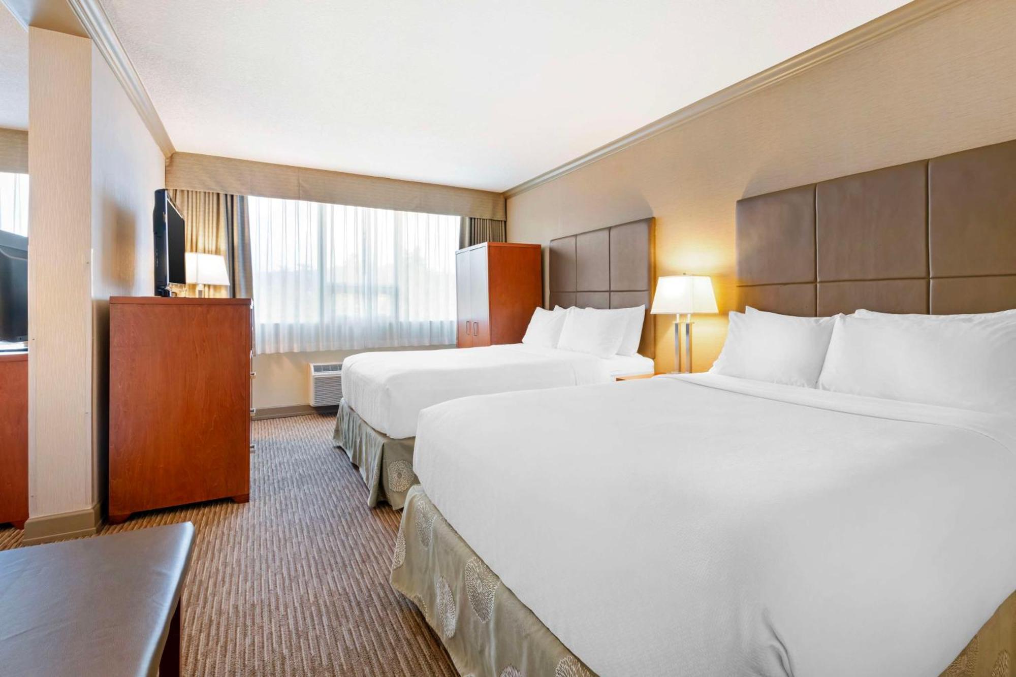 Best Western Plus Barclay Hotel Port Alberni Exterior photo